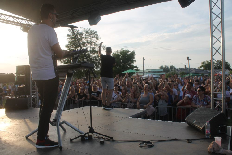 2018.06.09. Győrújfalui Nap Kozmix Fotók:árpika 