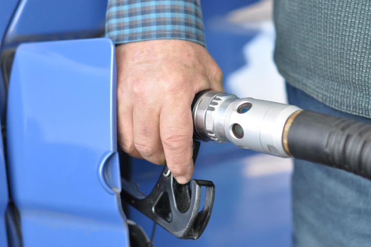 Céges üzemanyagkártyával trükközött, akár öt évet is kaphat a férfi