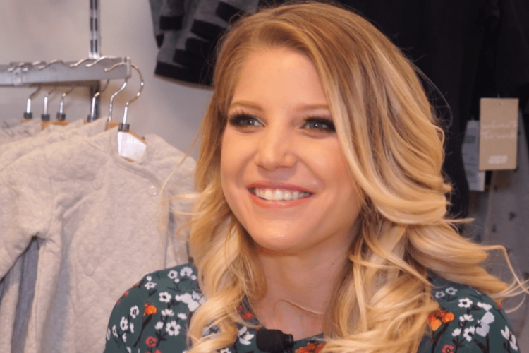 GÓLYAHÍR! Kisfia született Szabó Zsófinak