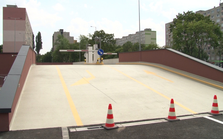Elkészült a Kodály Zoltán Parkolóház
