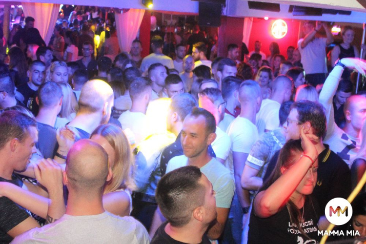 2019.10.26.Mamma Mia Dj:Newik & Solymi Conga Fotók:árpika