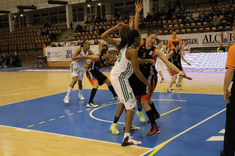 2013.03.17 Hat-Agro Uni Győr-MBK Ruzomberok női kosárlabda Fotók:árpika