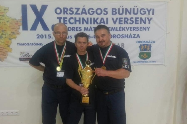 A bűnügyi technikusi verseny győztesei