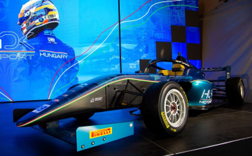 Nem akármilyen autó mutatkozott be Győrben