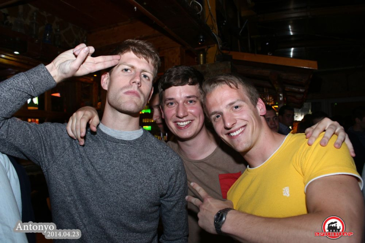 04.23. Lapos Party - Antonyo