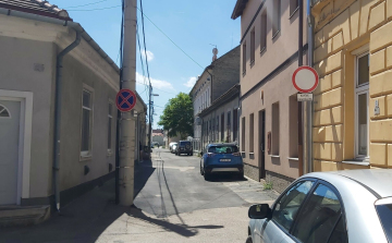 Új forgalmi szabályok a Knézich utcába