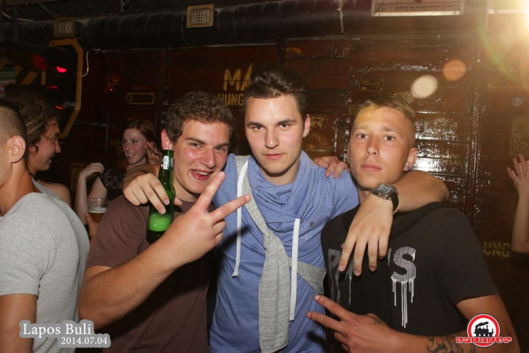 2014.07.04.Péntek - Friday Night Party