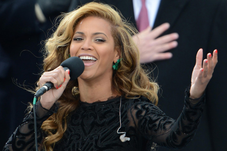 Tátogta a himnuszt Beyoncé