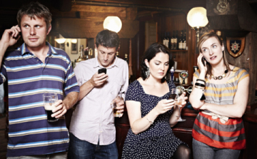 Írtál már részegen sms-t? Naná, de ne aggódj más is!