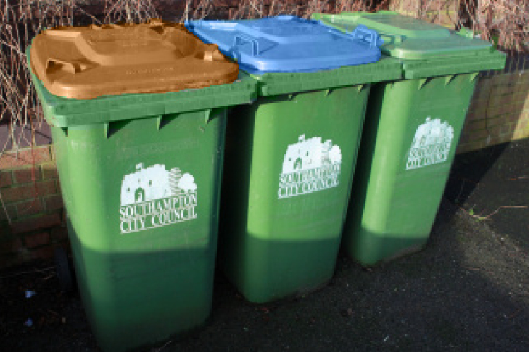 Érettségi találkozó és garázdaság Nádorvárosban 