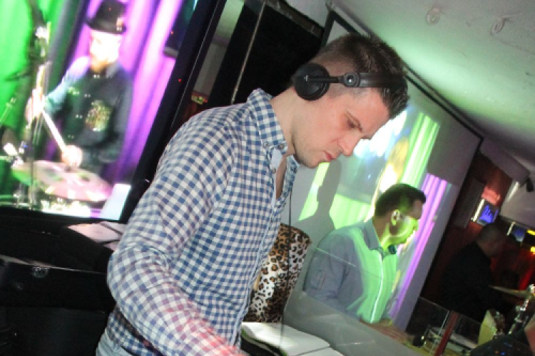  2015.11.28 Mamma Mia Video Disco Dj:Hubik&Solymi Conga Fotók:árpika