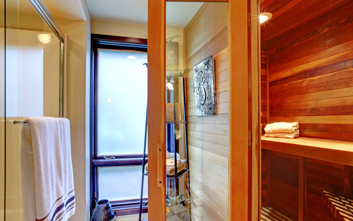 Tűz ütött ki egy szaunában, ahol 62 ember tartózkodott