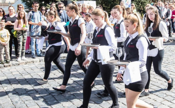 Pincérfutóversenyt rendeztek Veszprémben
