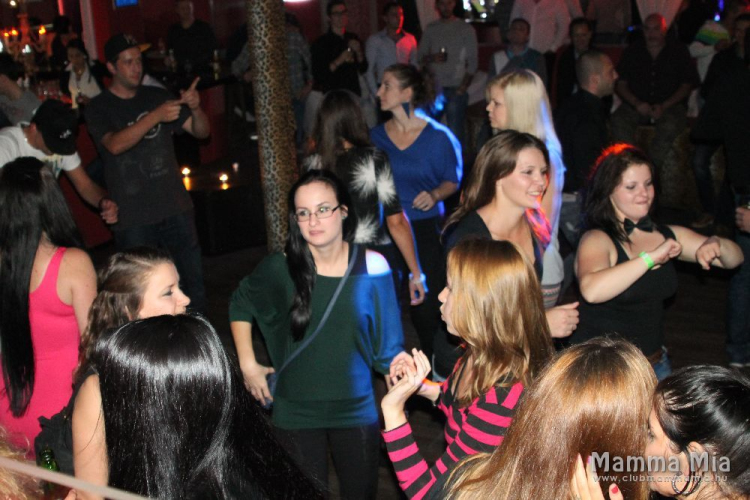 2014.09.26.Mamma Mia Pénteki Házibuli Dj:Ice fotók:árpika