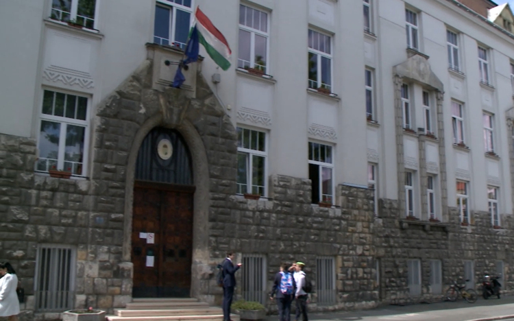 A történelem érettségin is túl vannak a diákok