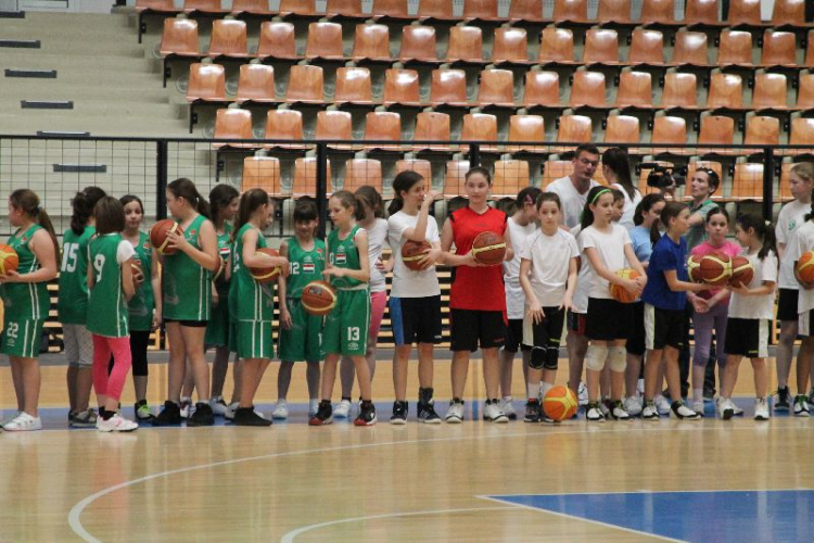 2013.04.29.Hétfő Évzáró Kosárdzsem fotók:árpika