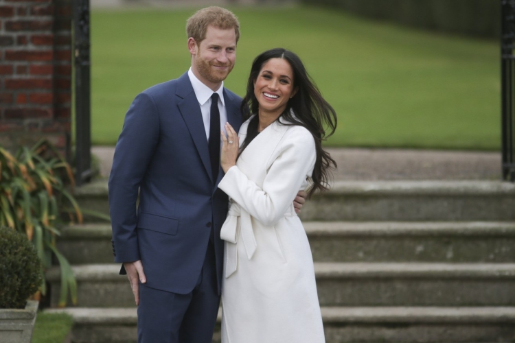 Tévéfilm készül a brit hercegi párról