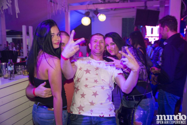 Mundo - All 4 Ladies /w YAMINA 2014.06.21. (szombat)