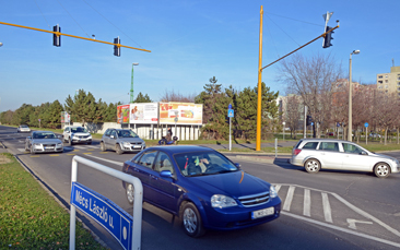 Jelzőlámpás lett a csomópont