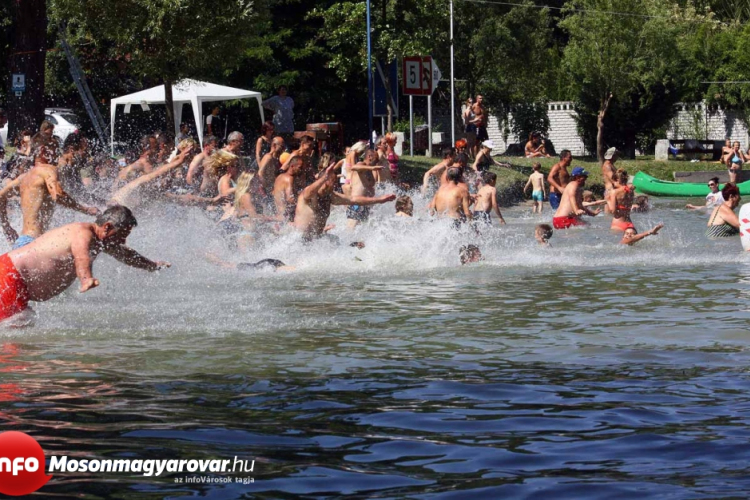 Magyarország 16 települése állt ki a hétvégén édesvizeink mellett