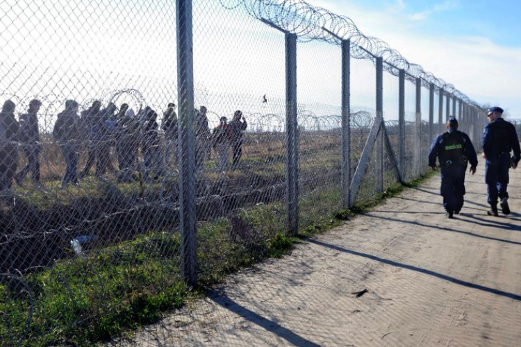 Illegális bevándorlás - Naponta átlagosan ezer határsértő próbál átjutni a határon