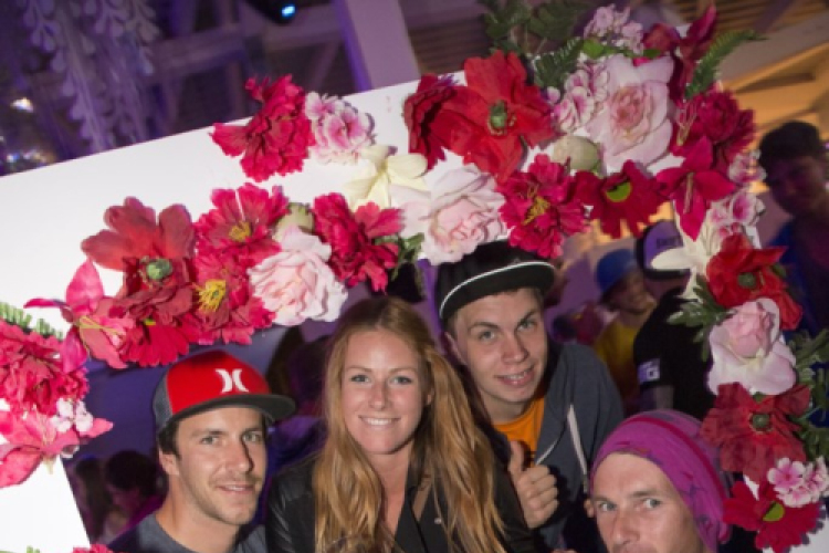 Mundo - All 4 Ladies /w YAMINA 2014.06.21. (szombat)