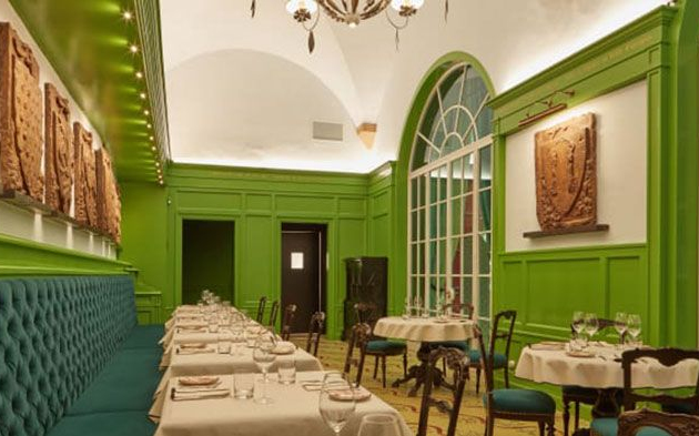 Gucci étterem vár Firenzében