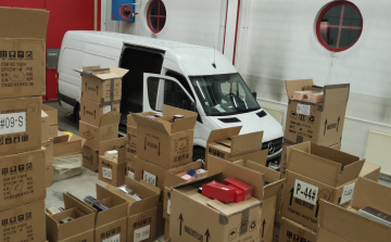 Mintegy 100 millió értékű hamis terméket foglalt le a NAV