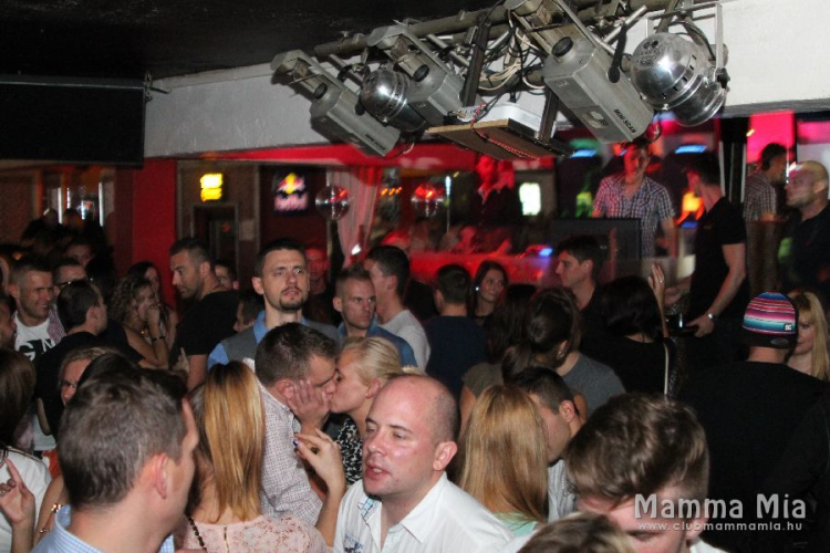 2013.11.01.Péntek Mamma Mia Video Disco Dj:Hubik Fotók:árpika