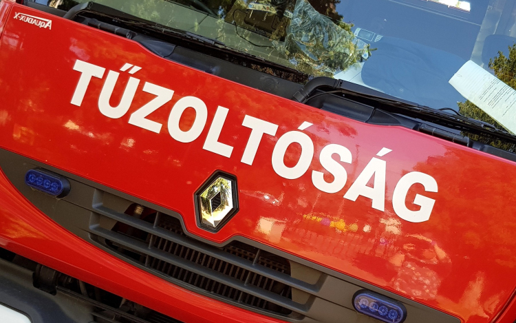 Balesetek és kigyulladt épületek adták a legtöbb munkát a tűzoltóknak az elmúlt héten