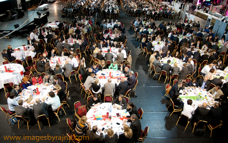 Egyre vonzóbb a jutalékmentes networking modell