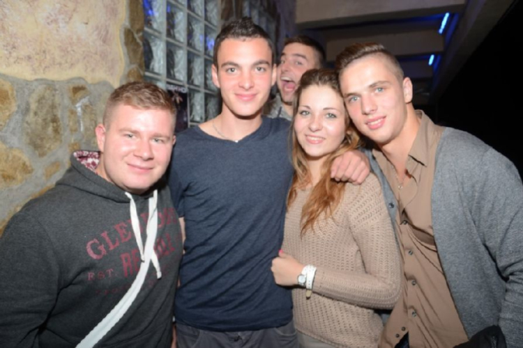 2013.09.20 Péntek lapos Banhof Fotók:adrián