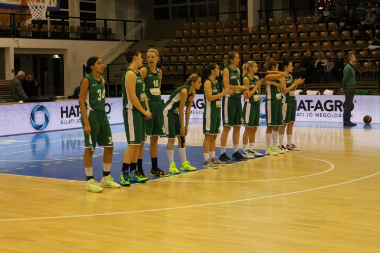 2013.02.03.Hat-Agro Uni Győr - Sbk Samorin Női kosárlada (1) Fotók:árpika