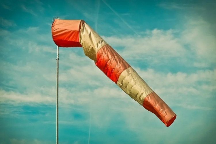 Jön a viharos szél, jön Dudley