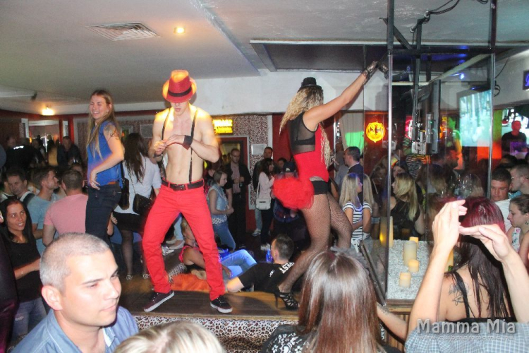 2015.06.20 Mamma Mia Video Disco Dj:Hubik Fotók:árpika