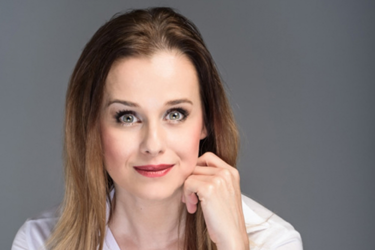 Reflektorfényben Viktória hercegnő – Riport Mahó Andreával