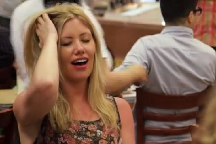 Orgazmus-flashmob: 20 nő élvezett el egyszerre