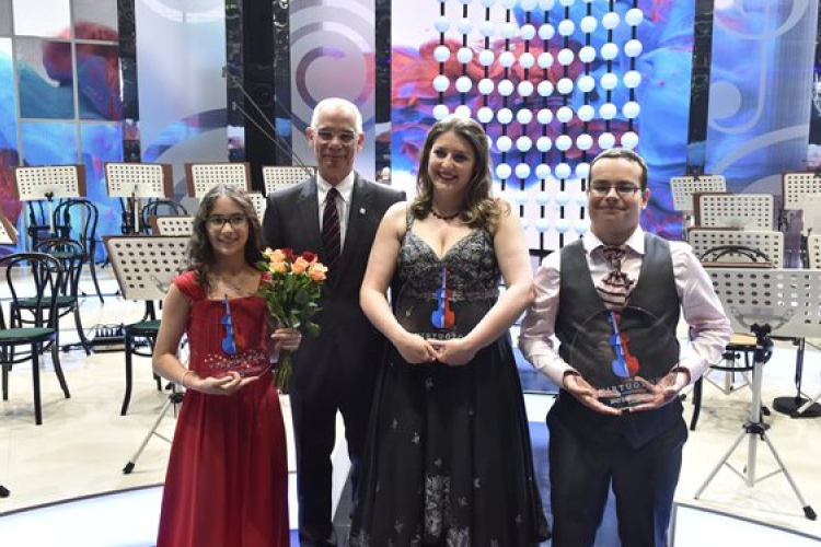 Virtuózok - Abouzahra Amira, Kis Radu és Kristóf Réka nyertek a döntőben