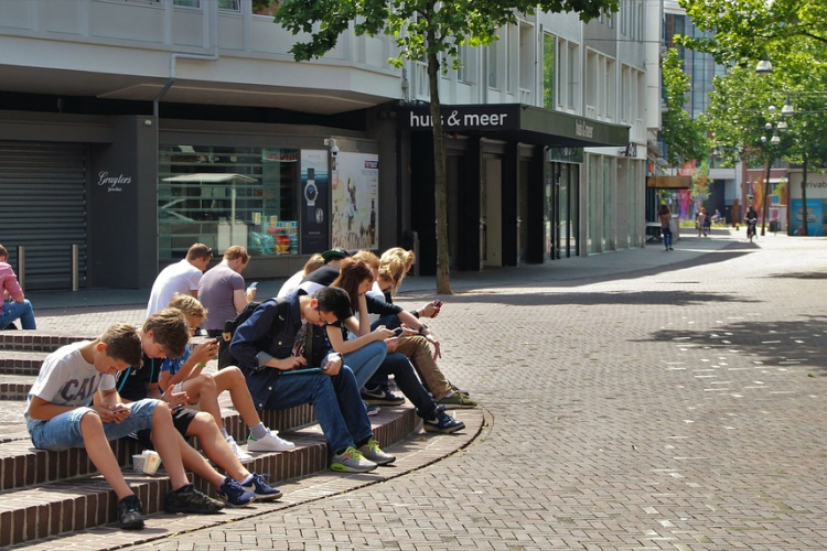 A Z generáció like-olja, ha like-olják