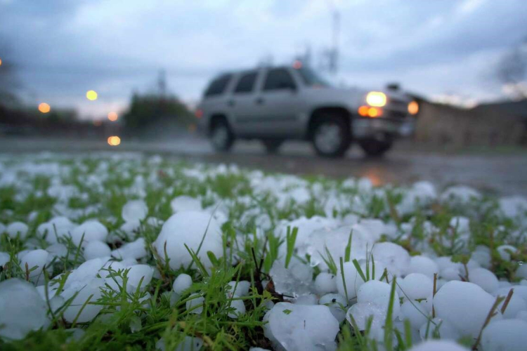 Elindult a jégeső szezon, védje meg autóját
