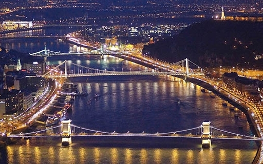 A legnépszerűbb városok listájára került Budapest!