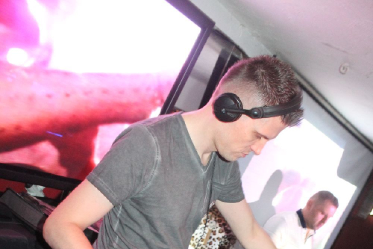 2015.10.02 Mamma Mia Pénteki Video Disco Dj:Hubik & Solymi Conga Photo by Árpika