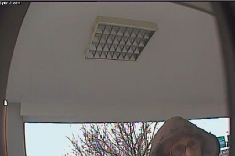 Táskát lopott egy győri titkárságról