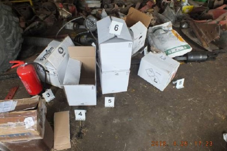 Vegyszereket loptak Vérteskethelyen