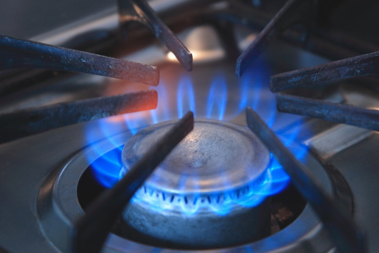 Vigyázzunk a konyhákban! A legtöbb lakástűz ott keletkezik