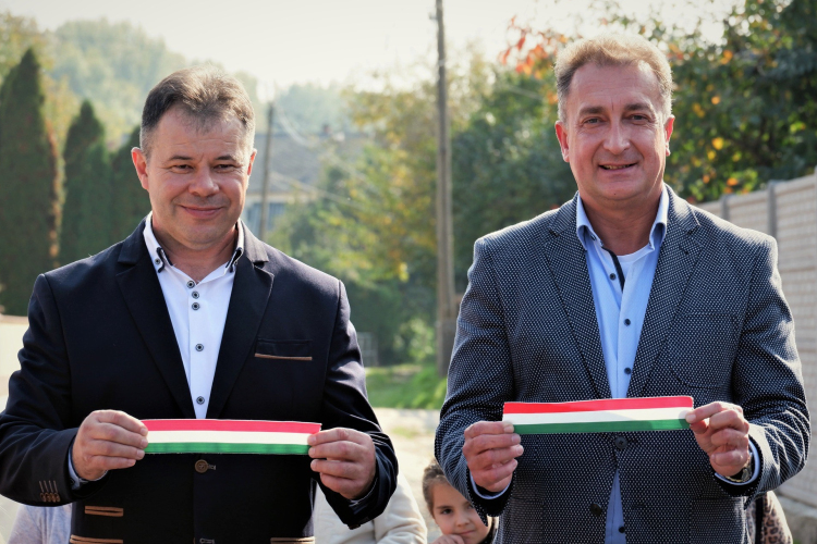 Fontos útszakasz és egy tárolóépület is megújult Nagybajcson