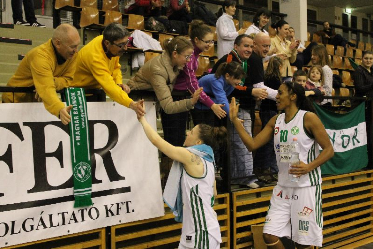 2013.02.27 Hat-Agro Uni Győr-Pöstyén női kosárlabda mérkőzés fotók:árpika