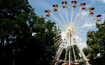 Az utolsó szezon - Bezár a Vidám Park