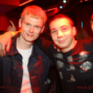 Egy belépő, két zenei stílus