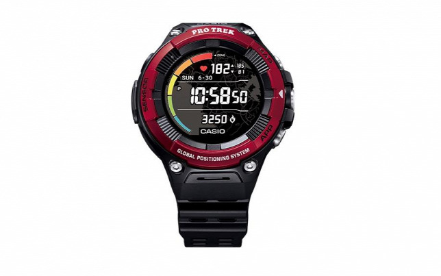 Pulzusmérővel hódít a Casio legújabb okosórája